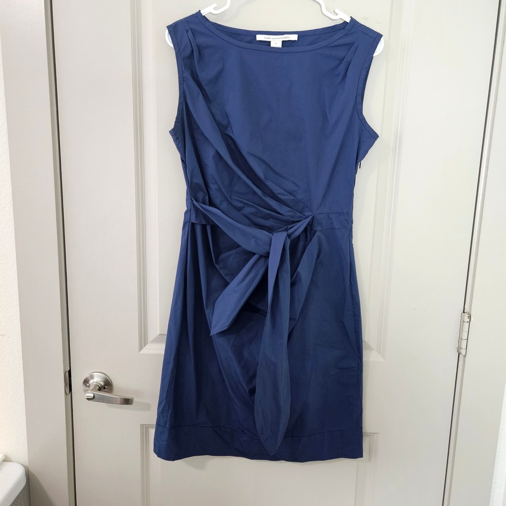Diane von Furstenberg Navy Blue Sleeveless Tie Front Sheath Dress Size 8